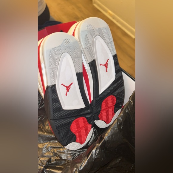 Nike Air Jordan 4 Retro Red Cement Men's Size 7 - Picture 3 of 4